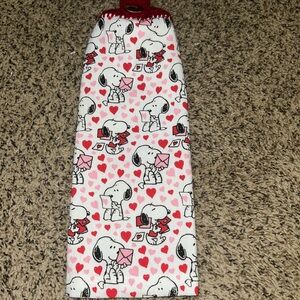 Snoopy Valentine’s Hanging Towel